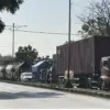 Horor Macet Pantura Kendal! Truk Patah As di Jembatan Kalibodri Bikin Kendaraan Mengular 5 Km