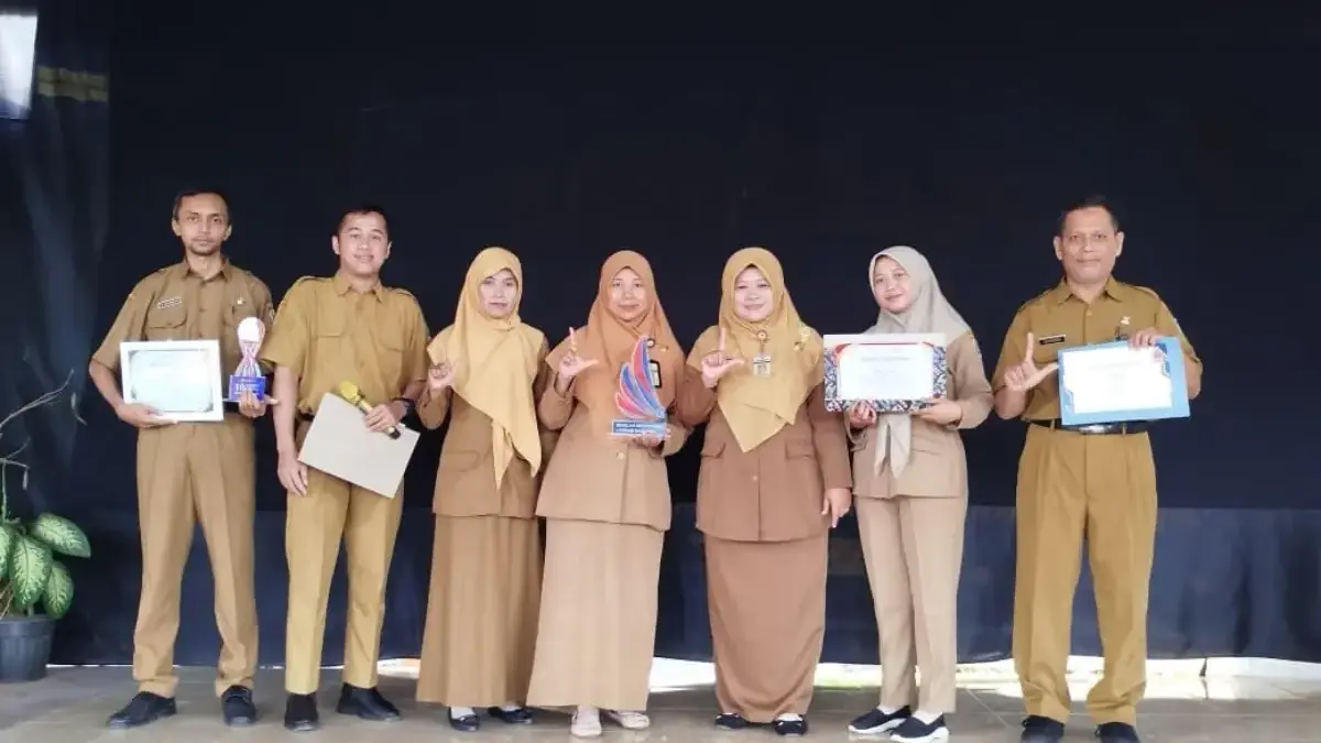 Konsisten Bangun Budaya Membaca, SMPN 1 Sragi Raih Tiga Penghargaan di Festival Literasi Nasional 2026 Solo