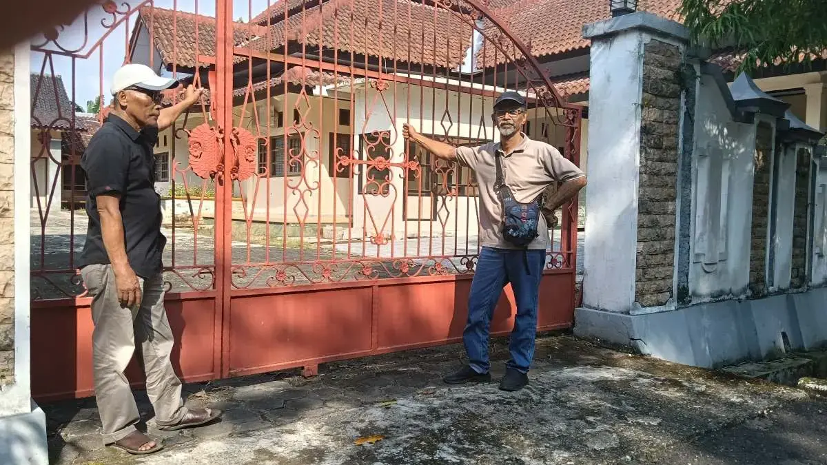 Miris! Hampir 5 Tahun Mangkrak Muspro, LSM Pekalongan Kompak Berniat Kontrak Rumah Dinas Ketua DPRD