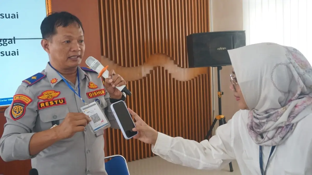 Terapkan QRIS untuk Cegah Kebocoran, Dishub Pekalongan Optimistis PAD Parkir Tembus Rp1,6 Miliar Terapkan QRIS untuk Cegah Kebocoran, Dishub Pekalongan Optimistis PAD Parkir Tembus Rp1,6 Miliar