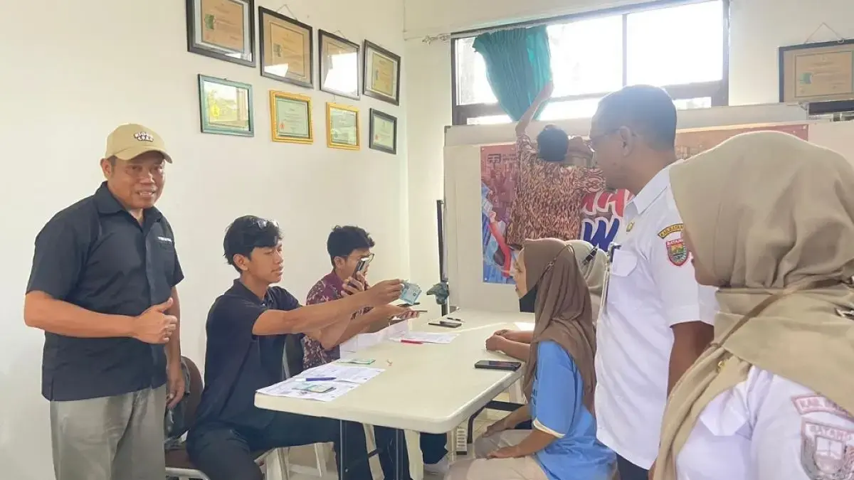 1.926 Warga Batang Terima BLT DBHCHT, Fokus pada Buruh dan Petani Tembakau