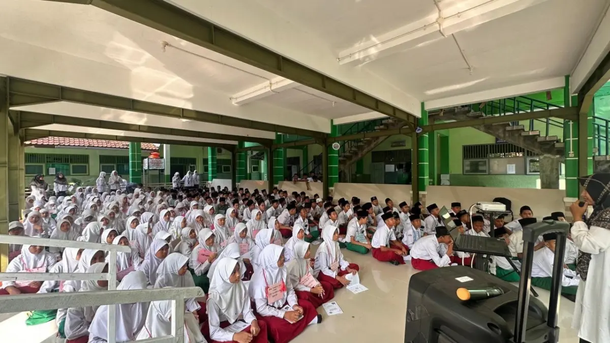 Aturan Baru Menteri Pendidikan, Keamanan Digital Kini Jadi Fokus Utama Sekolah Aman dan Nyaman