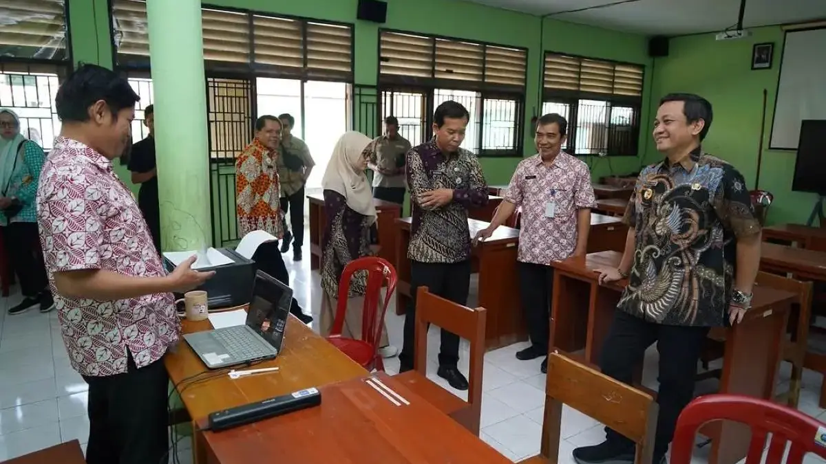 Daya Tampung SMP di Pekalongan Cukup, Ada 1.350 Kursi Cadangan untuk Siswa Baru