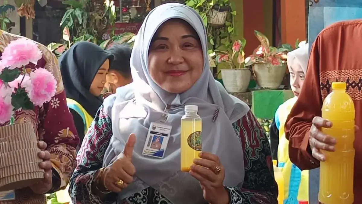 Disdikbud Batang Tegaskan Surat Domisili Tak Berlaku untuk SPMB SD, Wajib Pakai KK Disdikbud Batang Tegaskan Surat Domisili Tak Berlaku untuk SPMB SD, Wajib Pakai KK