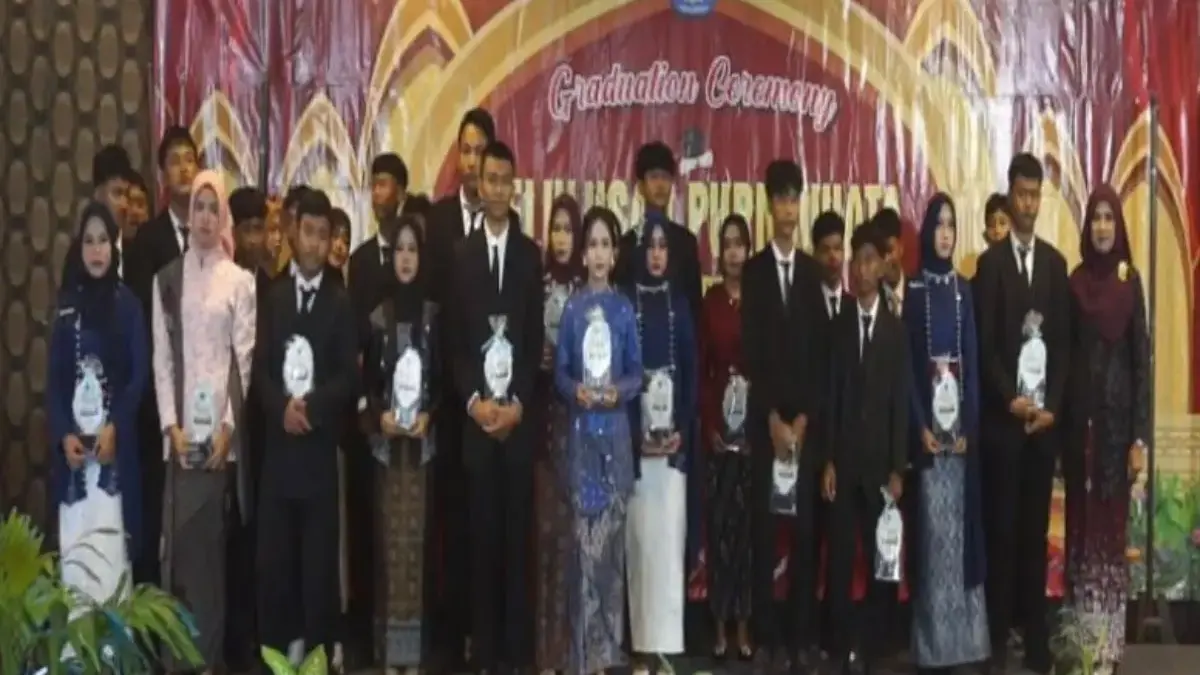 Lepas 177 Siswa, Kepala SMPN 5 Pekalongan Mudhofar Tekankan Prinsip Belajar Sepanjang Hayat
