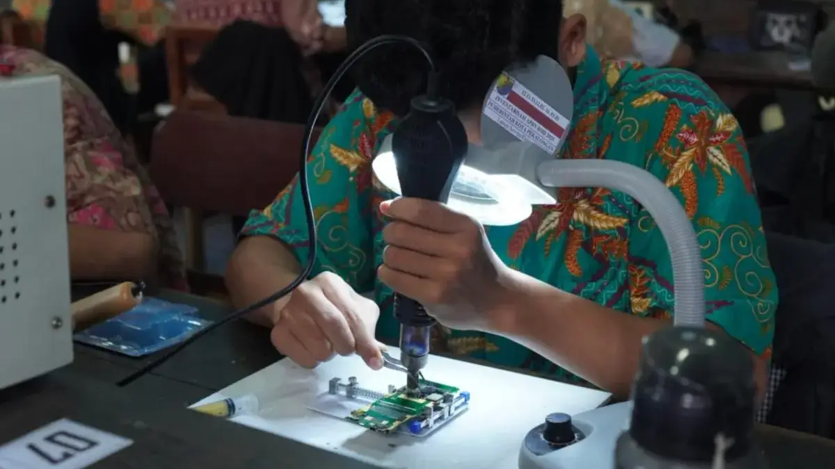 Modal Terjangkau, Mayoritas Alumni Teknisi Handphone BLK Sukses Terjun Jadi Wirausaha Modal Terjangkau, Mayoritas Alumni Teknisi Handphone BLK Sukses Terjun Jadi Wirausaha