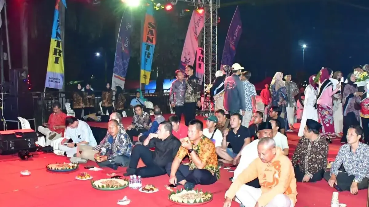 Pemkab Pekalongan Gelar Nobar Piala Dunia di Kajen, Jadi Penggerak Ekonomi UMKM Lokal