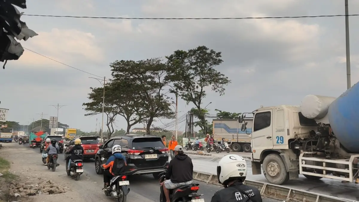 Proyek Pengecoran Ruas Brangsong Dimulai, Jalur Pantura Kendal Bersiap Hadapi Kemacetan Selama Sebulan
