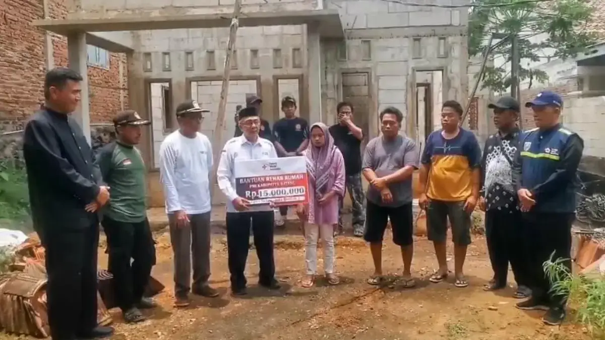 Ringankan Beban Warga, PMI Batang Naikkan Anggaran Bantuan Perbaikan Rumah RTLH Jadi Rp17,5 Juta Ringankan Beban Warga, PMI Batang Naikkan Anggaran Bantuan Perbaikan Rumah RTLH Jadi Rp17,5 Juta
