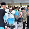 Sambut Kepulangan Jemaah Haji, Plt Bupati Pekalongan Sukirman Instruksikan Pemantauan Kesehatan