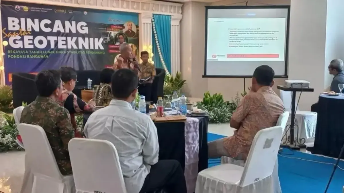 Unikal dan HATTI Cari Solusi Konstruksi Atasi Amblesan Tanah dan Rob di Pekalongan Unikal dan HATTI Cari Solusi Konstruksi Atasi Amblesan Tanah dan Rob di Pekalongan