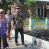 Wali Kota Pekalongan Tinjau Padat Karya Bersihkan Sedimentasi Sungai Asem Binatur