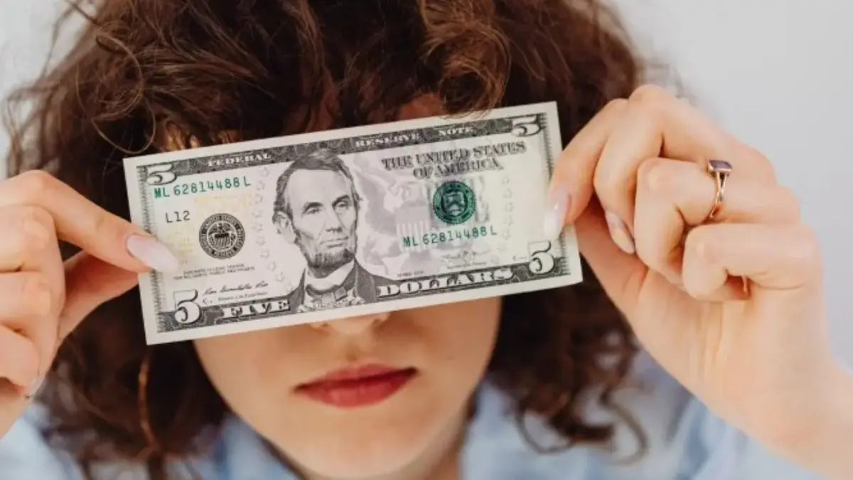 Ada di Puncak? Ramalan Keuangan Zodiak Kamis 25 Juni 2026 untuk Leo, Virgo, Libra, dan Scorpio Ramalan Keuangan Zodiak Kamis 25 Juni 2026