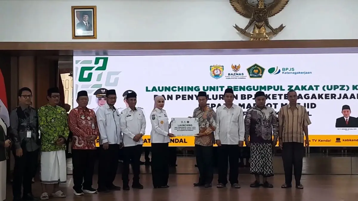 Baznas dan Pemkab Kendal Luncurkan 20 UPZ KUA, 370 Takmir Masjid Terima BPJS Naker