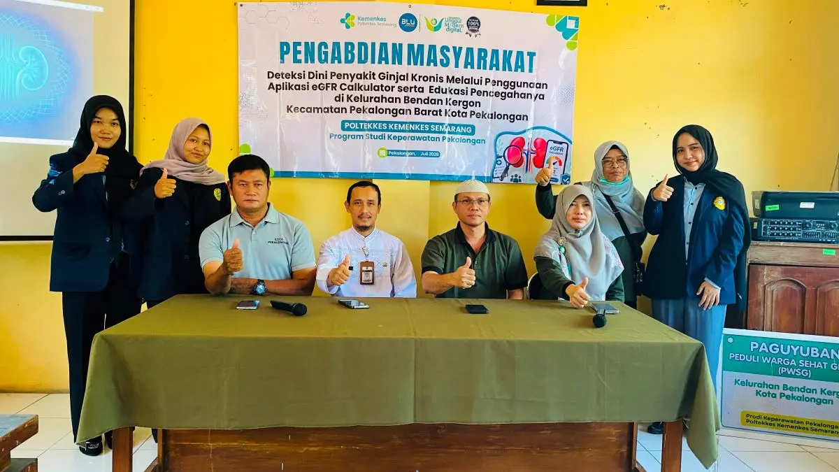 Cegah Gagal Ginjal Kronis, Dosen Poltekkes Semarang Cek Kreatinin Warga Bendan Kergon Pekalongan Cegah Gagal Ginjal Kronis, Dosen Poltekkes Semarang Cek Kreatinin Warga Bendan Kergon Pekalongan