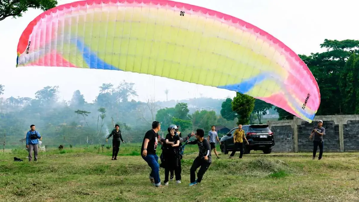 Diikuti 60 Atlet, Kejuaraan Paralayang KPXC 2026 Siap Hiasi Langit Curug Sewu Kendal Agustus Mendatang Diikuti 60 Atlet, Kejuaraan Paralayang KPXC 2026 Siap Hiasi Langit Curug Sewu Kendal Agustus Mendatang