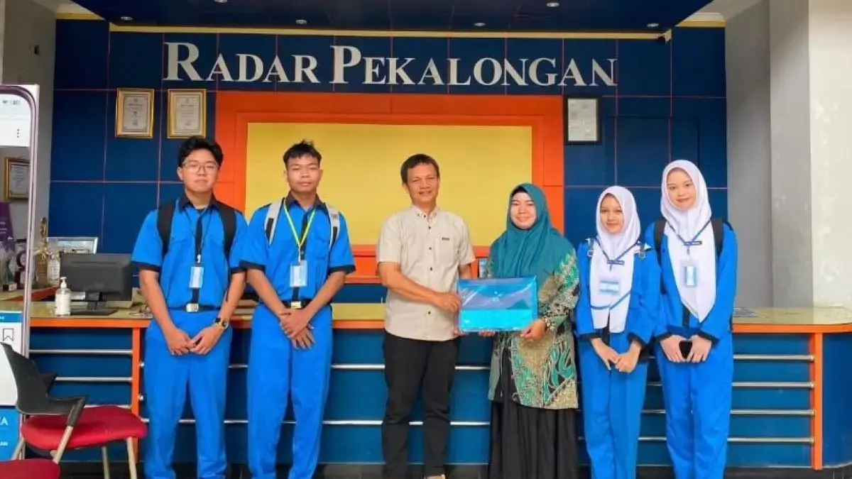 Empat Siswa SMK Muhammadiyah Karanganyar Magang di Radar Pekalongan, Asah Kompetensi Jurnalistik Empat Siswa SMK Muhammadiyah Karanganyar Magang di Radar Pekalongan, Asah Kompetensi Jurnalistik