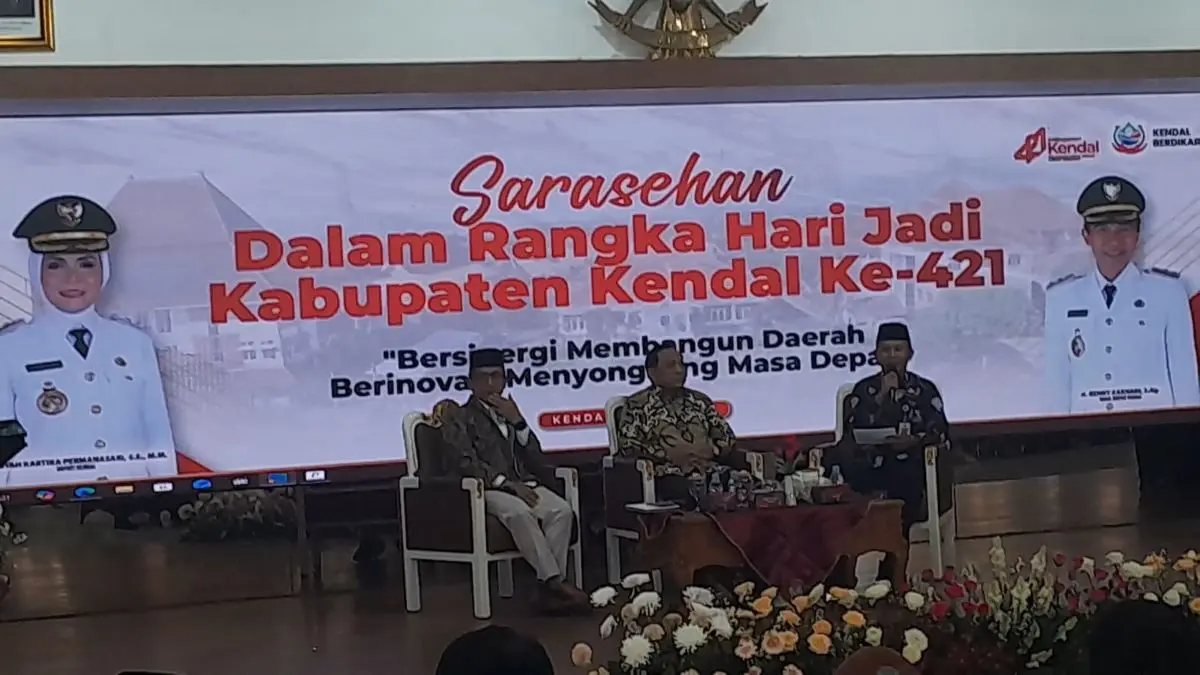 HUT ke-421 Kendal, Bupati Ajak Sinergi dan Refleksi Capaian Pertumbuhan Ekonomi 7,99 Persen HUT ke-421 Kendal, Bupati Ajak Sinergi dan Refleksi Capaian Pertumbuhan Ekonomi 7,99 Persen