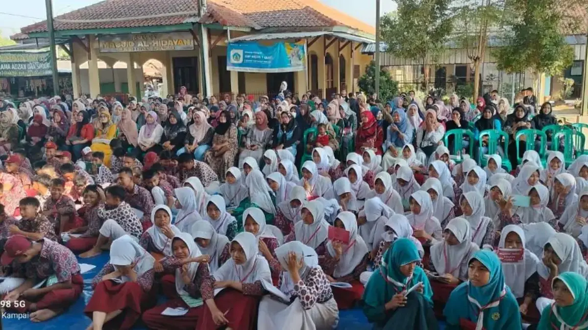 Libatkan Orangtua, MPLS Ramah di SMPN 1 Sragi Pekalongan Diikuti Ratusan Siswa Tanpa Perpeloncoan Libatkan Orangtua, MPLS Ramah di SMPN 1 Sragi Pekalongan Diikuti Ratusan Siswa Tanpa Perpeloncoan