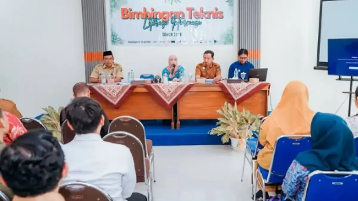 Pegiat Literasi Didorong Jadi Agen Edukasi Masyarakat di Tengah Banjir Informasi Digital Pegiat Literasi Didorong Jadi Agen Edukasi Masyarakat di Tengah Banjir Informasi Digital