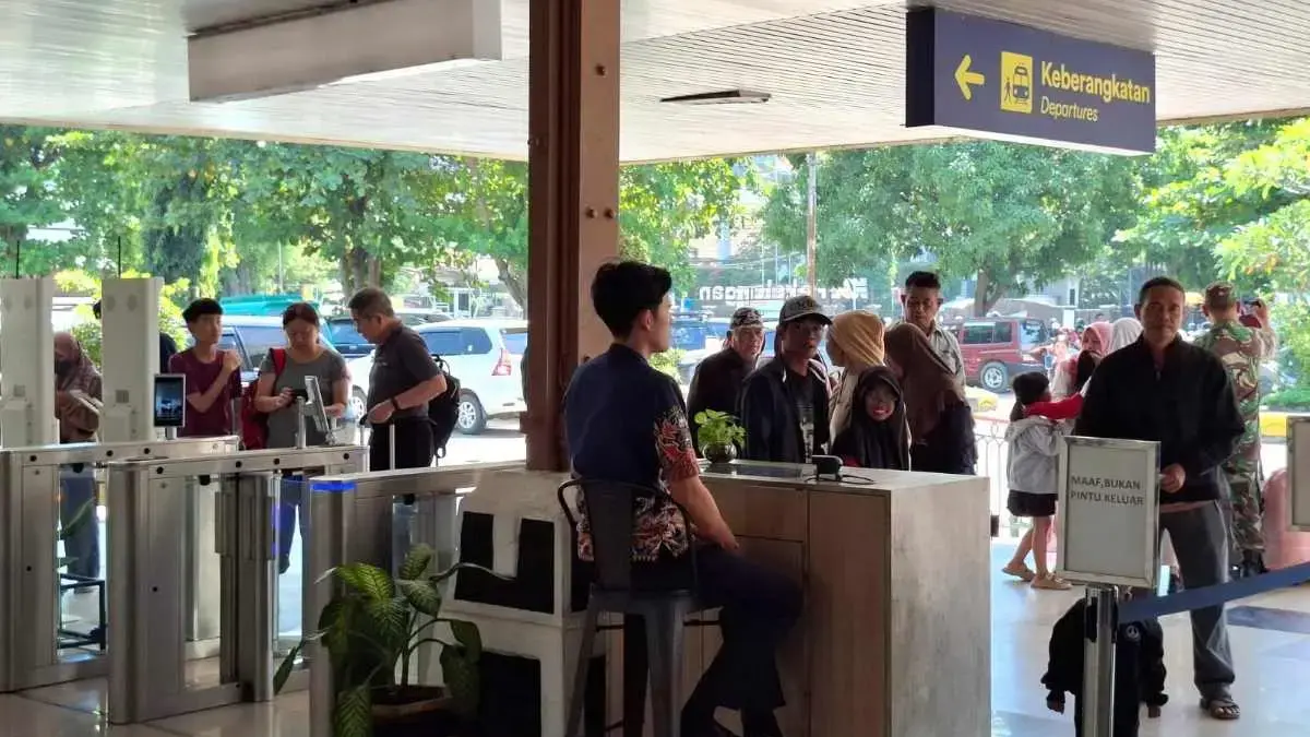 Tak Perlu Tiket Fisik, 123.000 Penumpang KA di Stasiun Pekalongan Gunakan Face Recognition