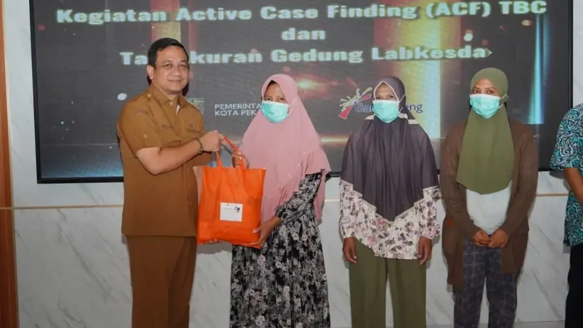 Tekan Penularan TBC, Pemkot Pekalongan Terapkan Strategi Jemput Bola "Active Case Finding" Tekan Penularan TBC, Pemkot Pekalongan Terapkan Strategi Jemput Bola \"Active Case Finding\"