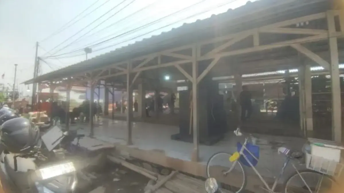 Terendam Rob dan Sarpras Minim, TPI Bandengan Kendal Butuh Pembenahan dan Akses Jalan Terendam Rob dan Sarpras Minim, TPI Bandengan Kendal Butuh Pembenahan dan Akses Jalan