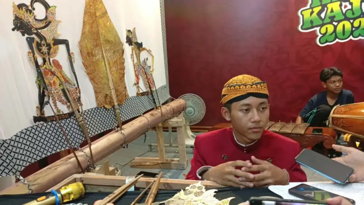 Dalang Muda Faisal Tekuni Wayang Sejak 5 Tahun, Ingin Lestarikan Budaya Pekalongan di PRK 2026 Dalang Muda Faisal Tekuni Wayang Sejak 5 Tahun, Ingin Lestarikan Budaya Pekalongan di PRK 2026