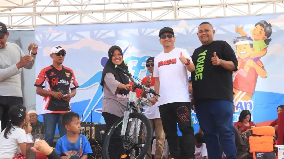 Jalan Sehat Panjang Baru, Wali Kota dan Wakil Wali Kota Hadir Langsung Serahkan Hadiah Jalan Sehat Panjang Baru