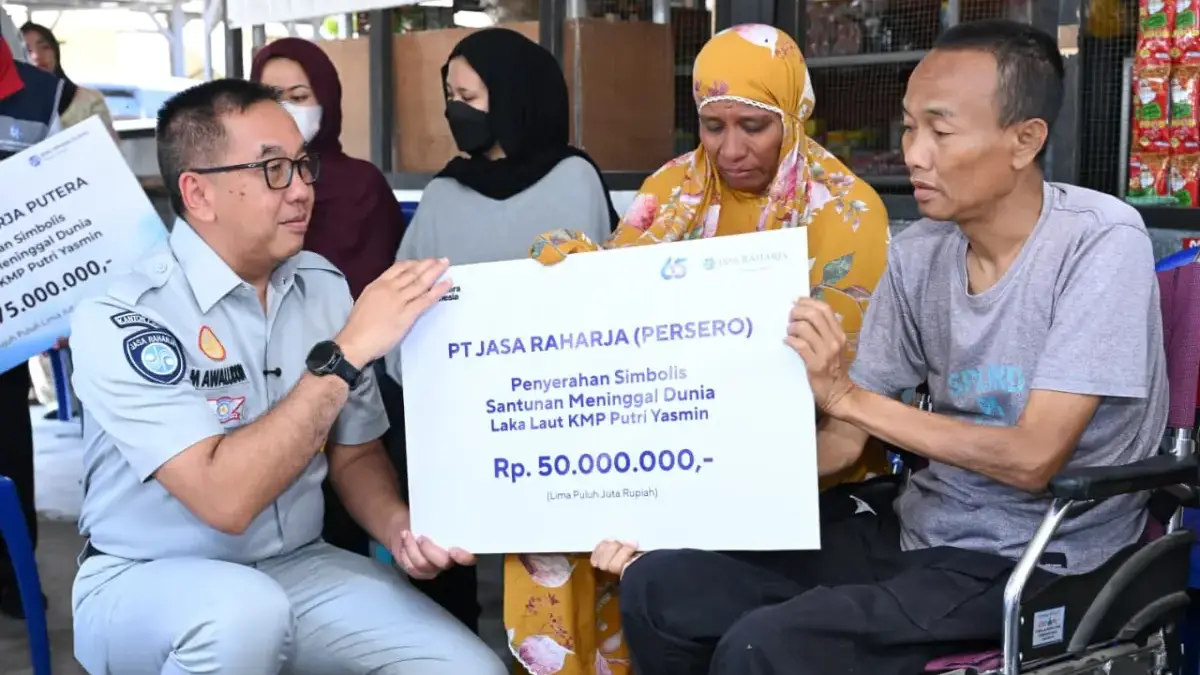 Kebakaran KMP Putri Yasmin