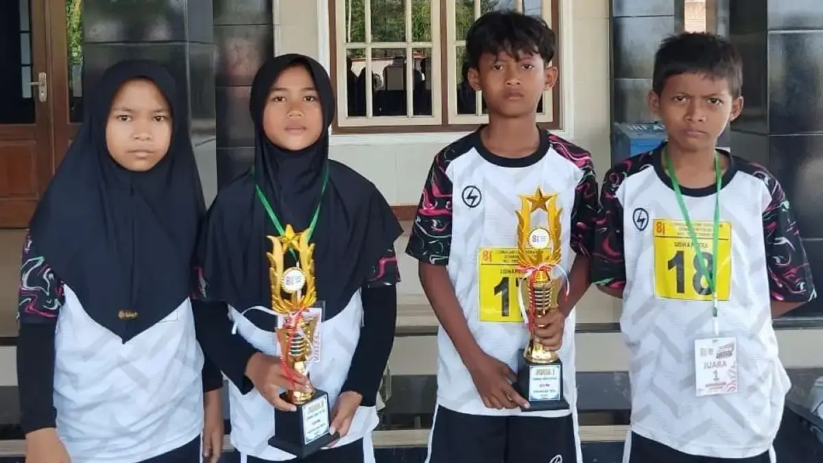 Latihan Rutin Satu Pekan Berbuah Manis, Dua Siswa MIS Karanganyar Raih Juara Lari Tingkat Kecamatan Tirto
