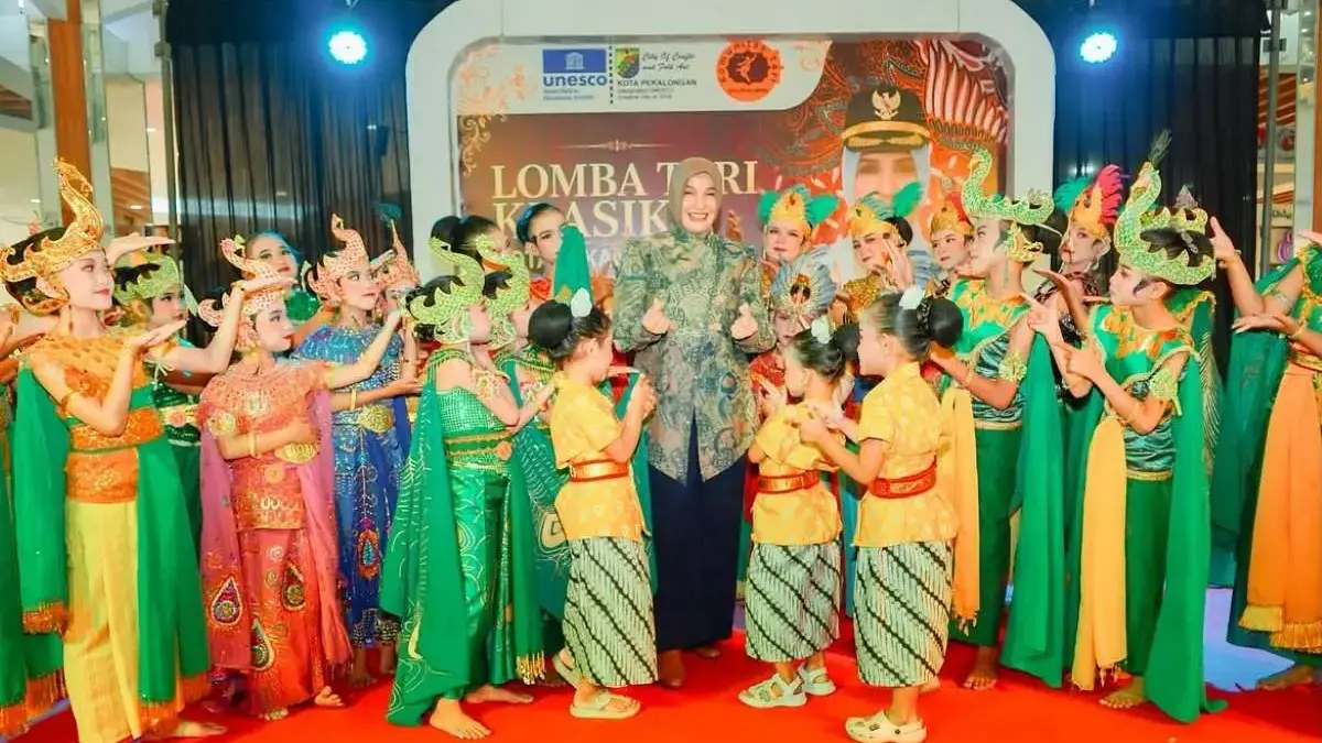 Lomba Tari Klasik Pekalongan Jadi Wadah Generasi Muda Lestarikan Budaya Lomba Tari Klasik Pekalongan Jadi Wadah Generasi Muda Lestarikan Budaya