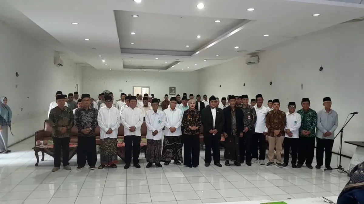 MUI Kendal Resmi Punya Ketua Umum Baru, Fasilitas Ibadah di Kawasan Industri Jadi Sorotan MUI Kendal Resmi Punya Ketua Umum Baru, Fasilitas Ibadah di Kawasan Industri Jadi Sorotan