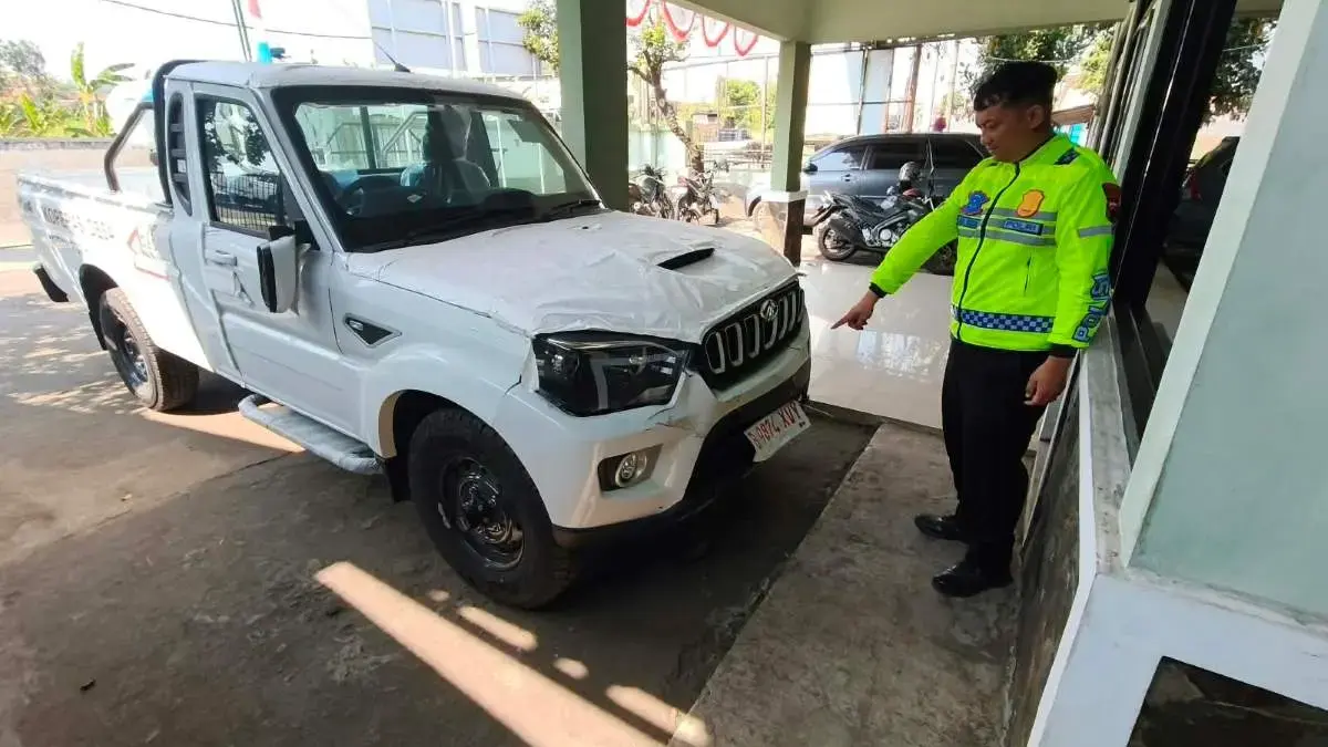 Mobil Kopdes Seruduk Pejalan Kaki di Batang, 4 Motor Ikut Rusak