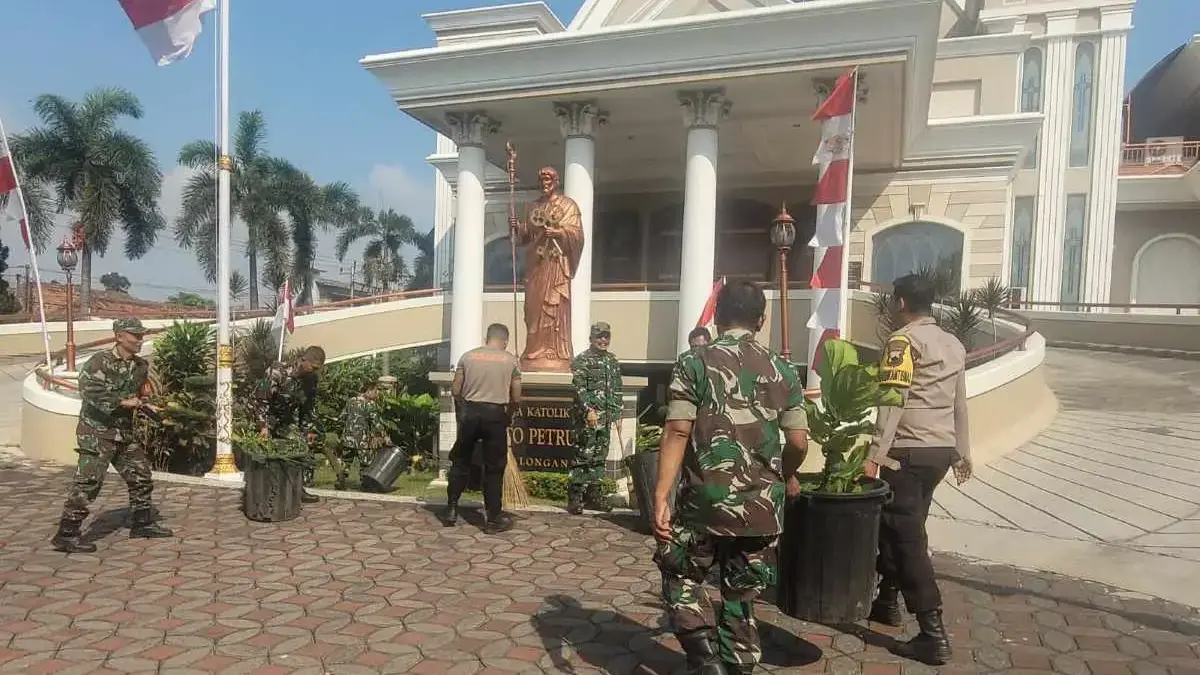 Sinergi TNI-Polri dan Pemkot Pekalongan Gelar Karya Bakti di Gereja Santo Petrus, Wujud Toleransi dan Kebersam