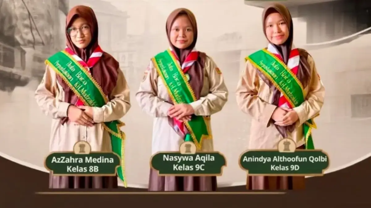 Tiga Siswa SMP Salafiyah Pekalongan Bertarung di LCC Museum Ranggawarsita Jateng Tiga Siswa SMP Salafiyah Pekalongan Bertarung di LCC Museum Ranggawarsita Jateng