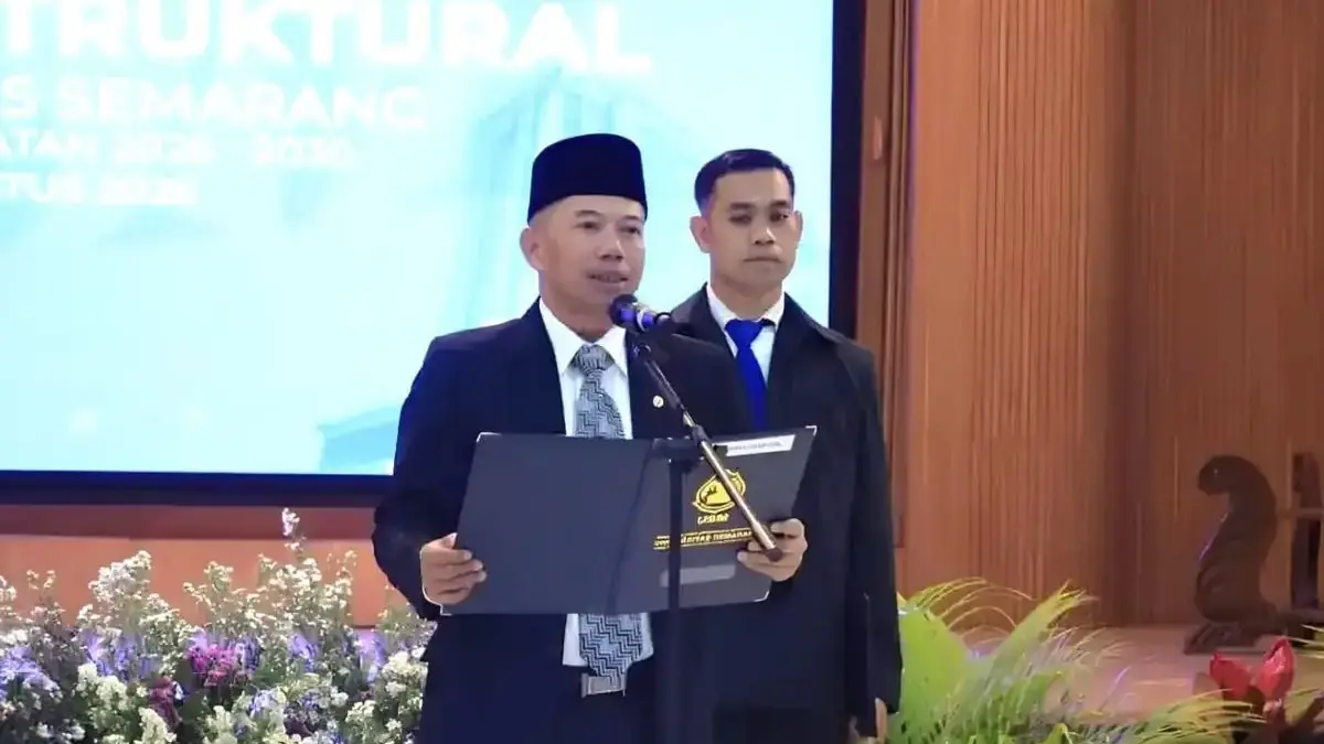 USM Lantik Pejabat Baru, Rektor Dorong Tata Kelola Berbasis AI dan Inklusif USM Lantik Pejabat Baru, Rektor Dorong Tata Kelola Berbasis AI dan Inklusif