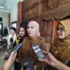 49 Desa di Kendal Ikut Program Satu Desa Satu Sarjana, 29 Industri Kucurkan Beasiswa Polifurneka