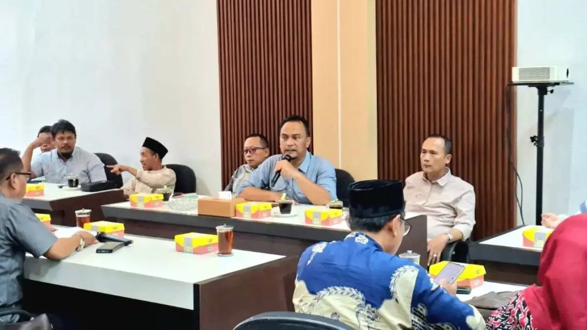 Buntut Keracunan MBG di Bawang, DPRD Batang Beri Ultimatum 2 Bulan Pembenahan Dapur SPPG Buntut Keracunan MBG di Bawang, DPRD Batang Beri Ultimatum 2 Bulan Pembenahan Dapur SPPG