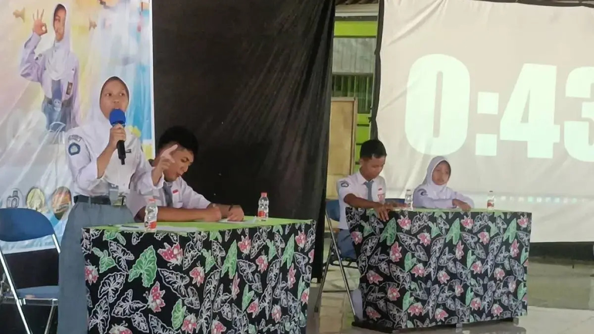 Debat Pilketos SMAN 2 Batang Buka Peluang Emas Masuk PTN Tanpa Tes Lewat Jalur Khusus Debat Pilketos SMAN 2 Batang Buka Peluang Emas Masuk PTN Tanpa Tes Lewat Jalur Khusus