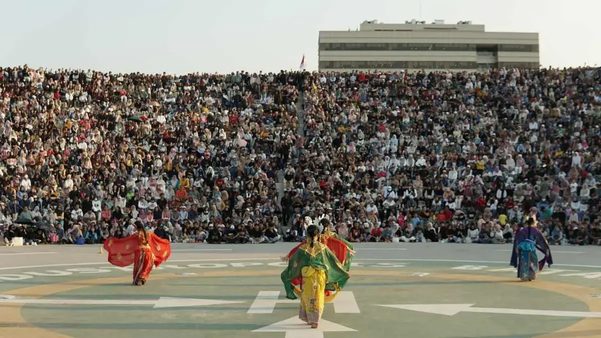 Diserbu 10 Ribu Pengunjung, Amphitheater KEK Industropolis Batang Jadi Panggung Seni Budaya Diserbu 10 Ribu Pengunjung, Amphitheater KEK Industropolis Batang Jadi Panggung Seni Budaya
