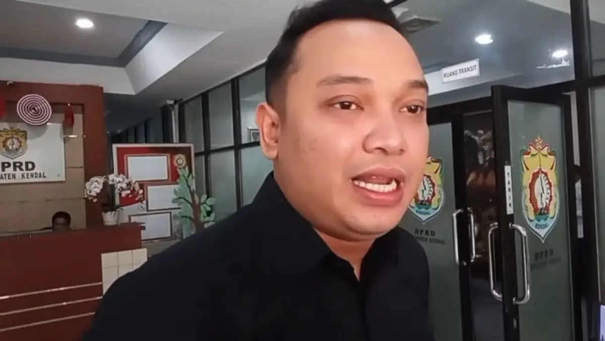 Kasus Hukum Jerat Kader, DPD Golkar Kendal Surati DPRD untuk Evaluasi Posisi Mora Sandy di Fraksi Kasus Hukum Jerat Kader, DPD Golkar Kendal Surati DPRD untuk Evaluasi Posisi Mora Sandy di Fraksi