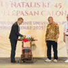 Melepas 340 Wisudawan, FEB Unikal Siapkan Alumni Tangguh Hadapi Era AI dan Persaingan Global