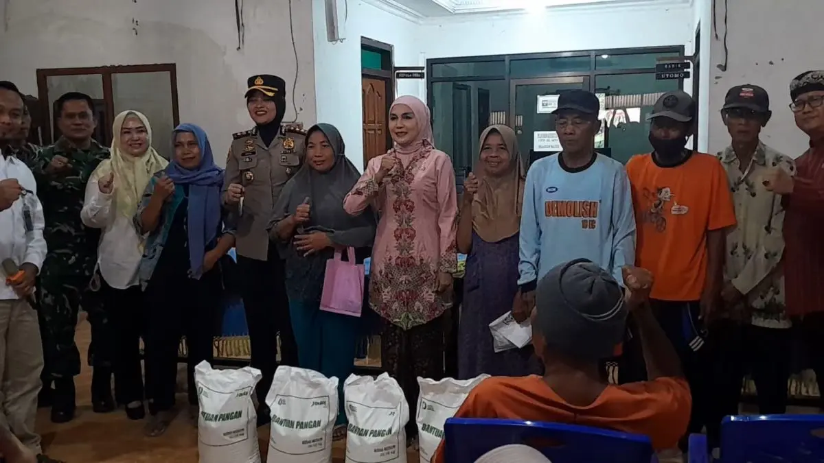 Penyaluran Bantuan Beras di Kendal Capai 93 Persen, Bulog Targetkan Rampung Akhir September Penyaluran Bantuan Beras di Kendal Capai 93 Persen, Bulog Targetkan Rampung Akhir September