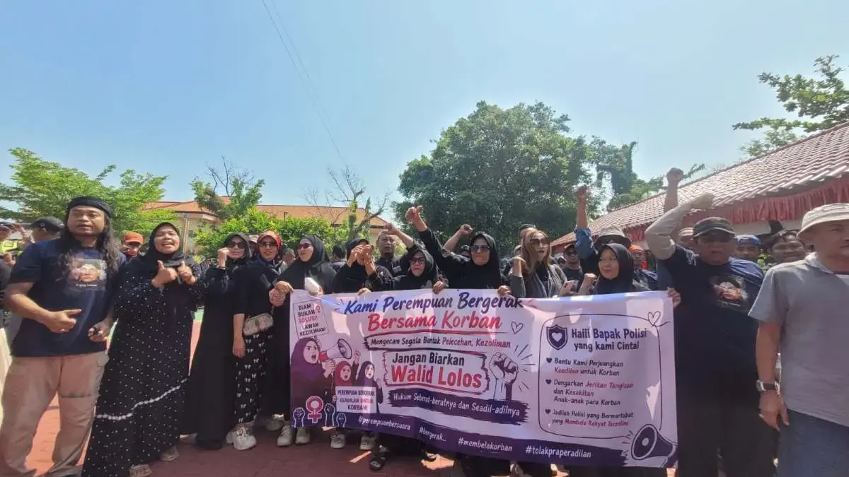 Praperadilan Pimpinan Padepokan Padang Ati Ditolak PN Pekalongan, Warga Gelar Pasar Jajan Gratis
