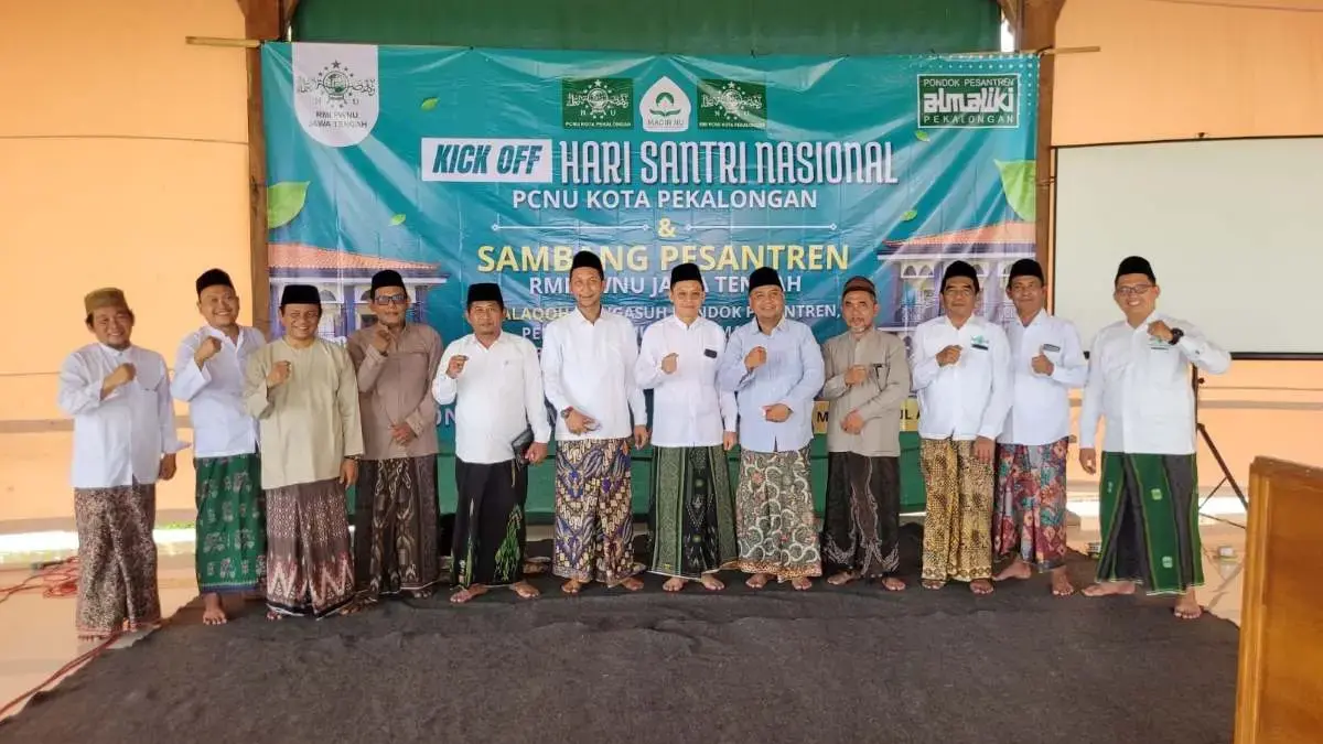 Sambang Pesantren RMI PWNU Jateng di Pekalongan, Kick Off HSN 2026 dan Penguatan 5.300 Pesantren Sambang Pesantren RMI PWNU Jateng di Pekalongan, Kick Off HSN 2026 dan Penguatan 5.300 Pesantren