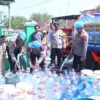 Sumur Warga Kesesi Pekalongan Mengering Berbulan-bulan, Propam Polri Salurkan 18.000 Liter Air Bersih