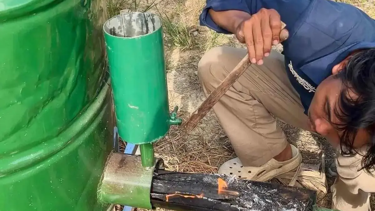 Tim Ekspedisi Undip Olah Sekam Padi dan Tongkol Jagung Jadi Biochar di Keerom Papua Tim Ekspedisi Undip Olah Sekam Padi dan Tongkol Jagung Jadi Biochar di Keerom Papua
