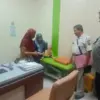 Wujud Pelayanan Humanis, Polres Pekalongan Dampingi Pengobatan Balita Pengidap CTEV di Tegal
