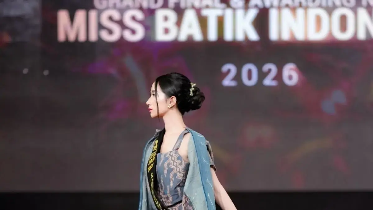Bawa Batik Jelamprang Pekalongan, Putri Maulida Zahro Pukau Panggung Miss Batik Indonesia 2026